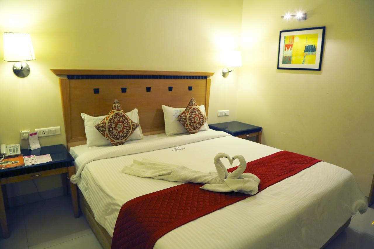 Hotel Parsons Court Dindigul Ngoại thất bức ảnh
